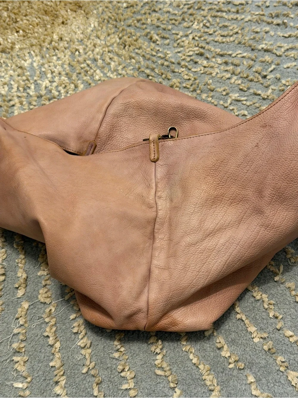 Free People Tivoli Leather Tote Bag Tan NWOT Pebbled Leather Slouchy Tote - Picture 14 of 16